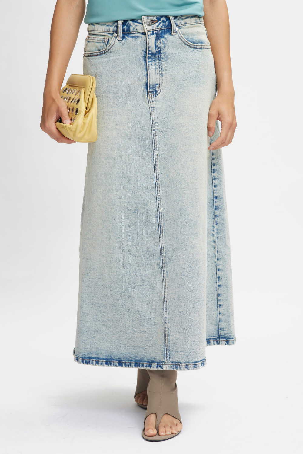 Manula Skirt | Light Blue Acid Wash