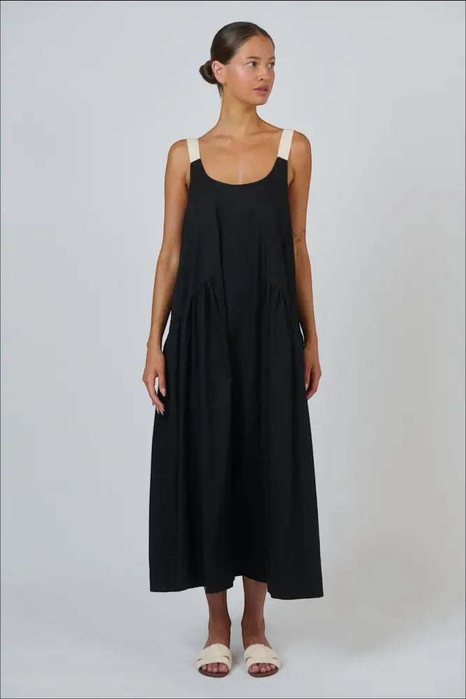 GA719 Buckle Strap Dress | Black - Dresses